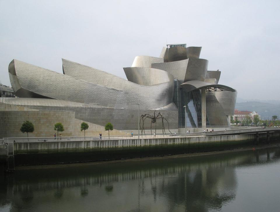 The Guggenheim Museum in Bilbao, Spain, designed by architect Frank Gehry. Photo by Riina on Wikimedia Commons. Used under CC 3.0.